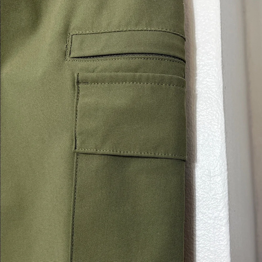 All in Motion Jogger Pants - Picture 6 of 8